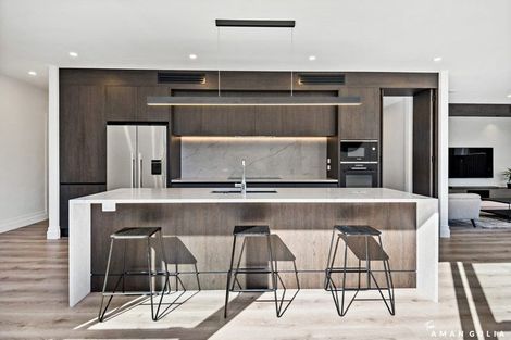 Photo of property in 16 Ruxton Road, Wainui, 0932