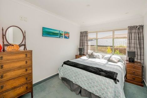 Photo of property in 16 Barrett Drive, Waikanae Beach, Waikanae, 5036