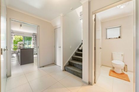 Photo of property in 18 Cresswell Place, Johnsonville, Wellington, 6037