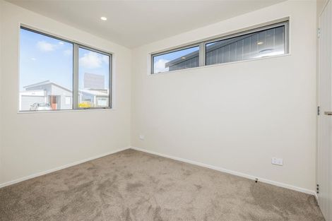 Photo of property in 10 Fredrick Hanson Road, Papakura, 2110
