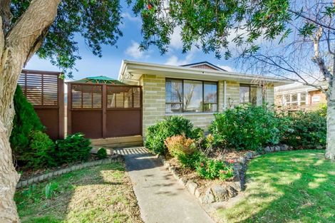 Photo of property in 3 Matai Street, Waikanae, 5036