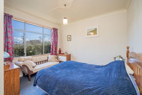 Photo of property in 52 Level Street, Dipton, 9791