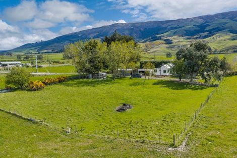 Photo of property in 369 Maungatua Road, Woodside, Outram, 9073