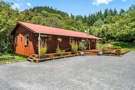 Photo of property in 2168 Akatarawa Road, Akatarawa Valley, Upper Hutt, 5372