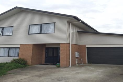 Photo of property in 6 Pyramid Place, Glen Eden, Auckland, 0602