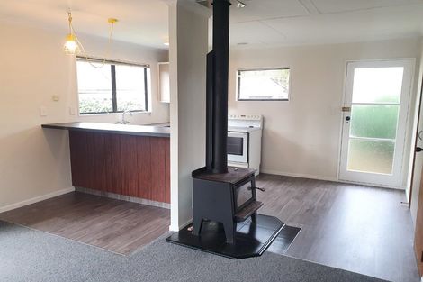 Photo of property in 77a Pahiatua Street, Hokowhitu, Palmerston North, 4410