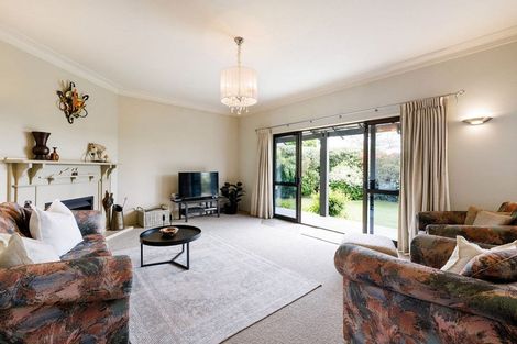 Photo of property in 51 Taylor Street, Cambridge, 3434