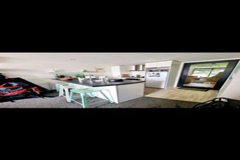 Photo of property in 98 Wadestown Road, Wadestown, Wellington, 6012