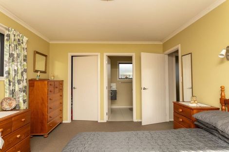 Photo of property in 51a Gordon Street, Dannevirke, 4930