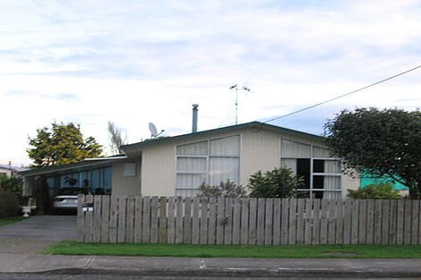 Photo of property in 3 Kauri Street, Otaki, 5512