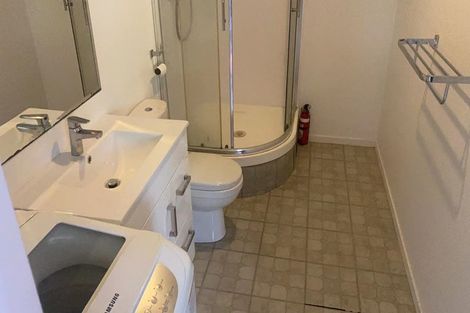 Photo of property in 1/3 Manutara Avenue, Forrest Hill, Auckland, 0620