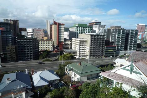 Photo of property in 21af1 Talavera Terrace, Kelburn, Wellington, 6012