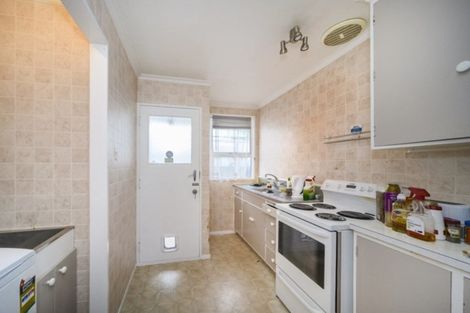 Photo of property in 2/132 Heretaunga Street, Palmerston North, 4414