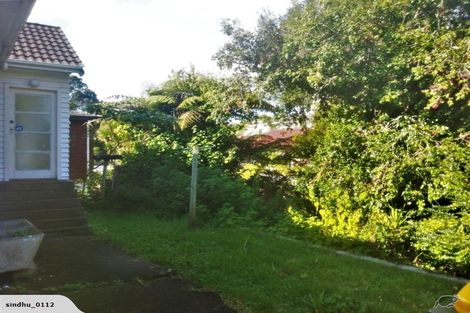 Photo of property in 44 Hutchinson Avenue, New Lynn, Auckland, 0600