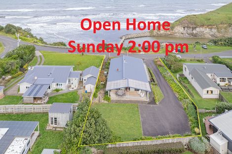 Photo of property in 21 Sunset Parade, Kai Iwi, Whanganui, 4574