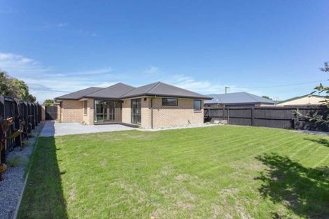 Photo of property in 59 Palmers Road, New Brighton, Christchurch, 8083