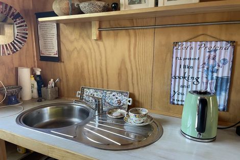 Photo of property in 36 Tarahua Road, Vogeltown, New Plymouth, 4310