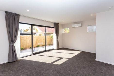 Photo of property in 2/42 Peverel Street, Riccarton, Christchurch, 8041