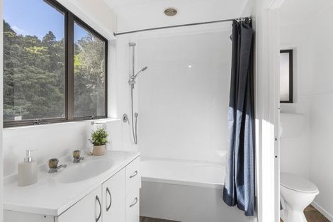 Photo of property in 5 Grevillea Court, Totara Heights, Auckland, 2105