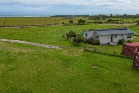 Photo of property in 5 Prospector Place, Barrytown, Runanga, 7873