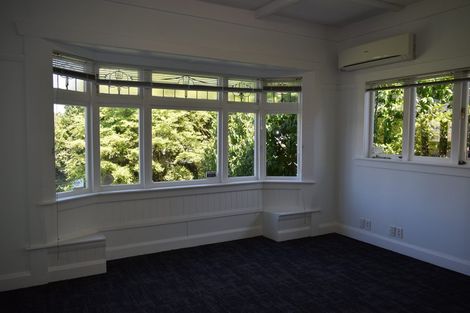 Photo of property in 57 Omahu Road, Greenlane, Auckland, 1051