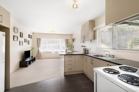 Photo of property in 4/26 Rogan Street, Mount Roskill, Auckland, 1041