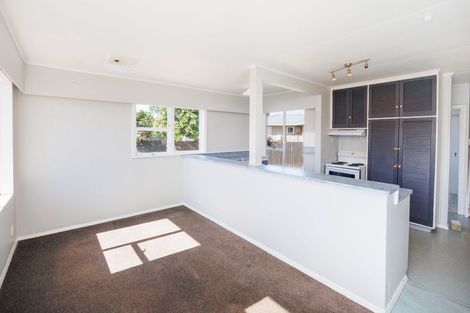 Photo of property in 3 Ellesmere Crescent, Highbury, Palmerston North, 4412