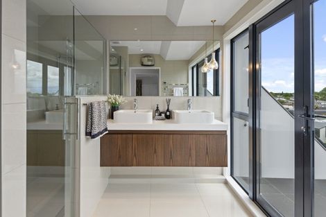 Photo of property in 50i Carlton Mill Road, Merivale, Christchurch, 8014