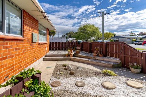 Photo of property in 14a Royal Crescent, Saint Kilda, Dunedin, 9012