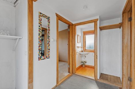 Photo of property in 25 Tiller Close, Kelvin Grove, Palmerston North, 4414