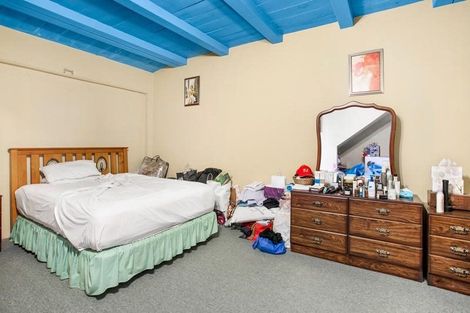 Photo of property in 10 Captain Scott Road, Glen Eden, Auckland, 0602