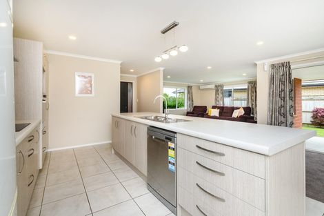 Photo of property in 10 Macdonald Heights, Feilding, 4702