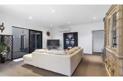 Photo of property in 7 Montanez Drive, Flat Bush, Auckland, 2019