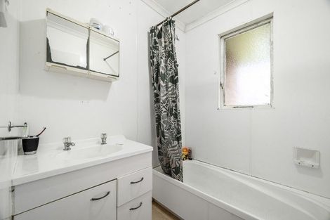 Photo of property in 154 Clayton Road, Mangakakahi, Rotorua, 3015