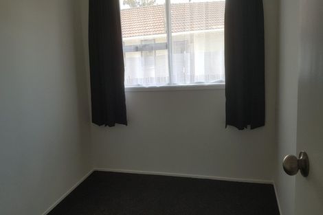 Photo of property in 5 Tangelo Place, Bucklands Beach, Auckland, 2012