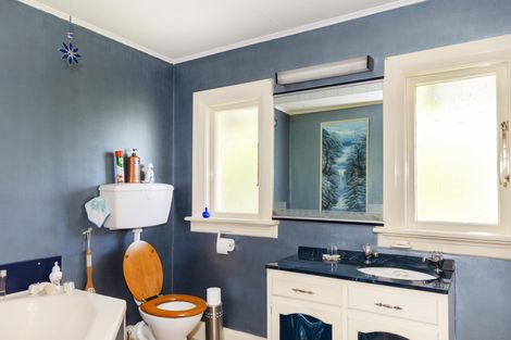 Photo of property in 70 Wharfe Street, South Hill, Oamaru, 9400