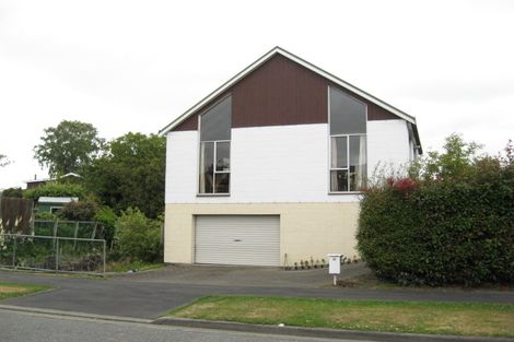 Photo of property in 23 Colina Street, Avonhead, Christchurch, 8042