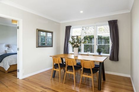 Photo of property in 1/31 Verran Road, Birkenhead, Auckland, 0626