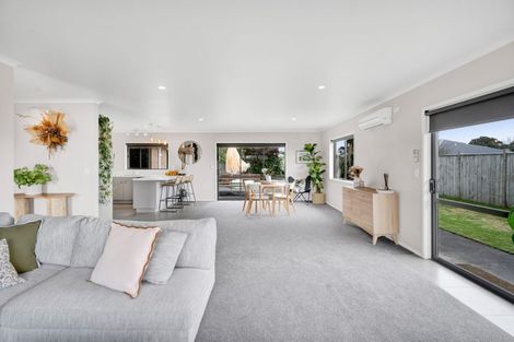 Photo of property in 4 James Drive, Bell Block, New Plymouth, 4312