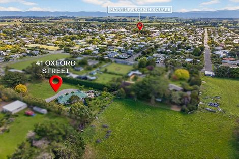 Photo of property in 41 Oxford Street, Martinborough, 5711