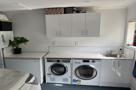 Photo of property in 14 Hillcrest Street, Tirau, 3410