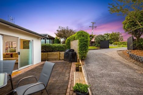 Photo of property in 2/1 Burnham Road, Waitakere, Auckland, 0816