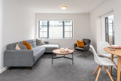 Photo of property in Westhaven Apartments, 2/127 Molesworth Street, Thorndon, Wellington, 6011