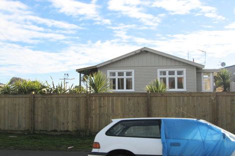 Photo of property in 24 Jervois Street, New Brighton, Christchurch, 8061