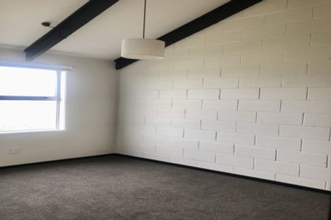 Photo of property in 12a Waiwera Crescent, Maupuia, Wellington, 6022