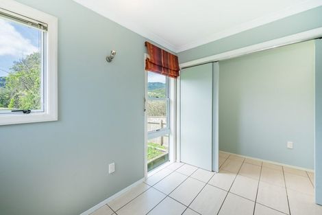 Photo of property in 9 Clarkes Crescent, Paekakariki, 5034