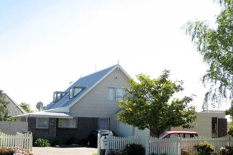 Photo of property in 85 Solomon Avenue, Redwood, Christchurch, 8051