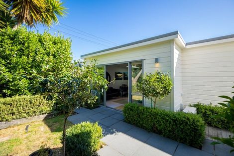 Photo of property in 359 Hardy Street, Nelson, 7010