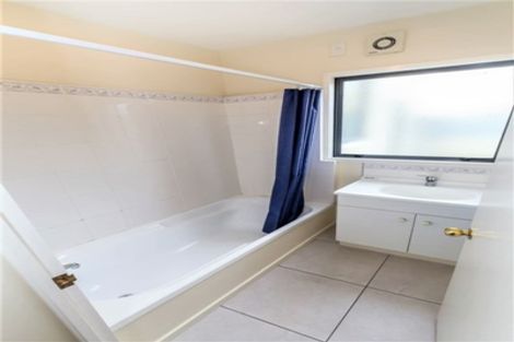 Photo of property in 48a Oxley Avenue, St Albans, Christchurch, 8014