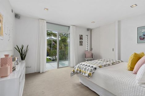 Photo of property in 50 Aberdeen Road, Campbells Bay, Auckland, 0620